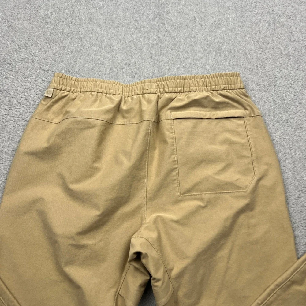 Lululemon Utilitech Pull-On Classic-Fit Pant Mens Large Beige 30